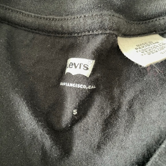 Levi’s t-shirt - Picture 2 of 2